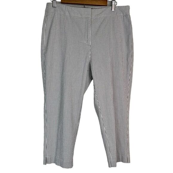 Chico’s Womens Striped Seersucker Capri Trouser Pants Beige White Medium - Picture 1 of 10
